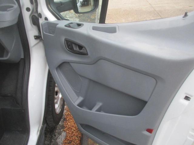 Photo of 2016 White Ford Transit-350