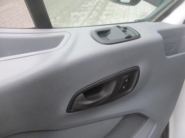 Photo of 2016 White Ford Transit-350