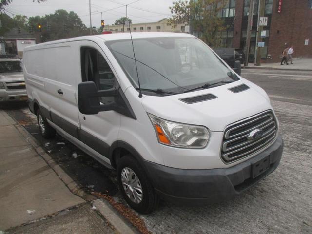 Photo of 2016 White Ford Transit-350