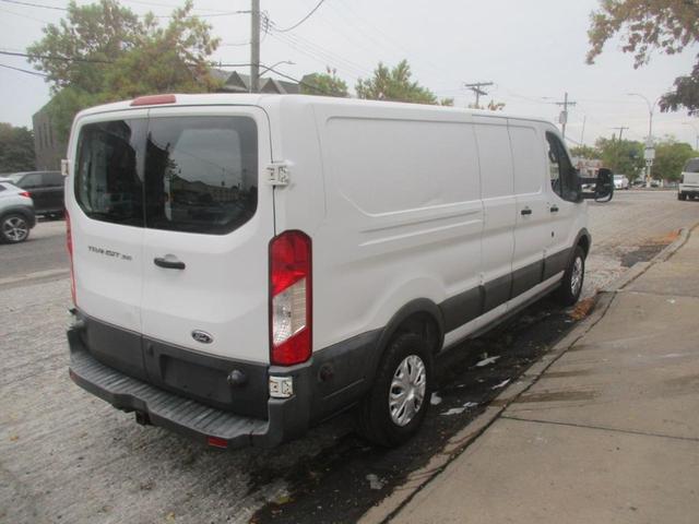 Photo of 2016 White Ford Transit-350