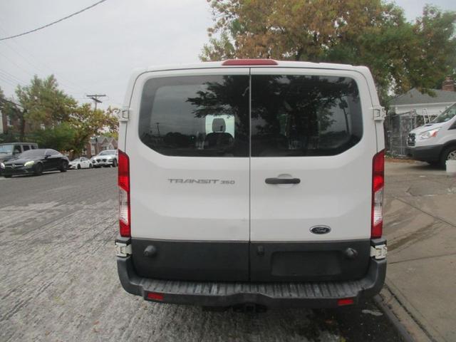 Photo of 2016 White Ford Transit-350