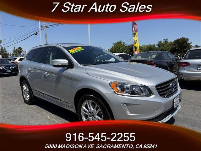 Photo of 2016 Bright Silver Metallic Volvo XC60