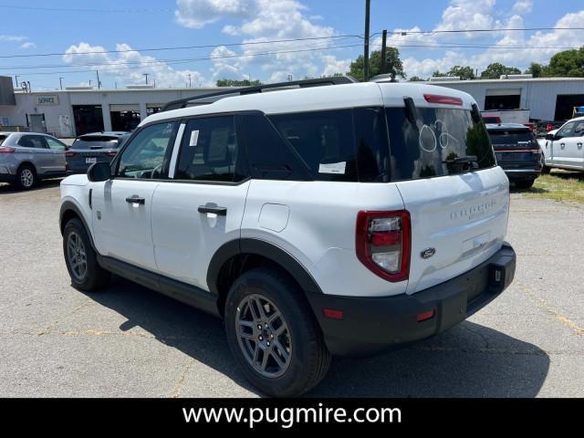 Photo of 2025 Oxford White Ford Bronco Sport