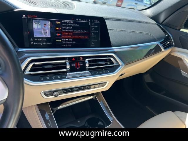 Photo of 2022 Mineral White Metallic BMW X5