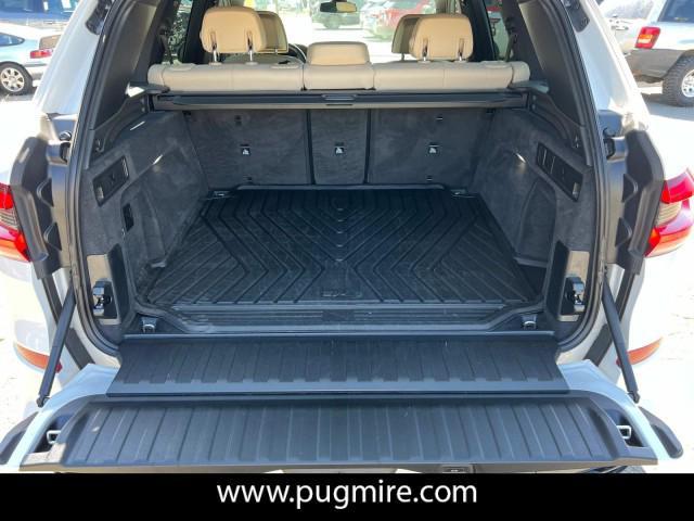 Photo of 2022 Mineral White Metallic BMW X5