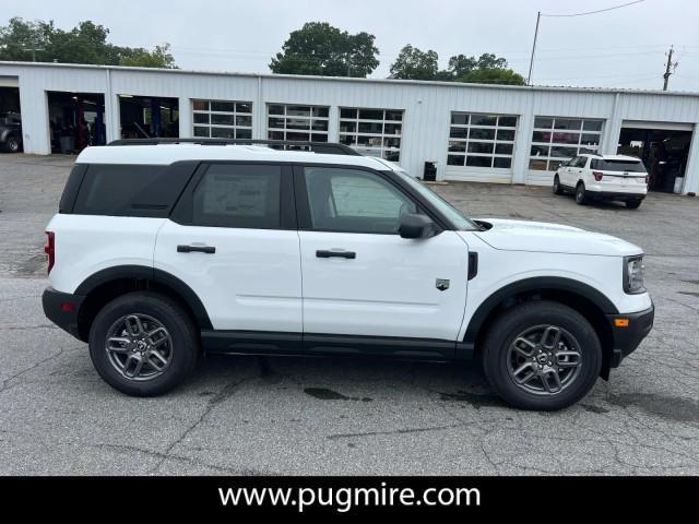 Photo of 2025 Oxford White Ford Bronco Sport