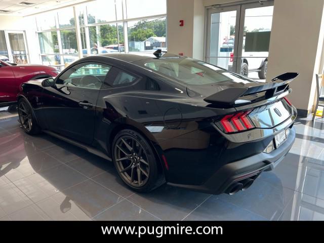 Photo of 2025 Shadow Black Ford Mustang