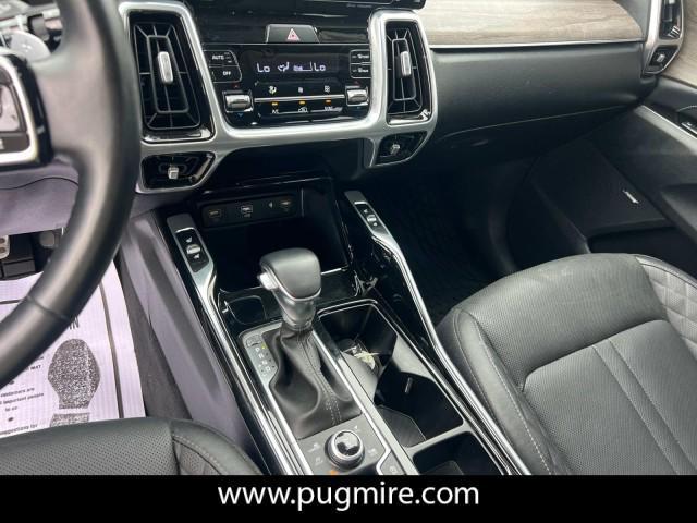 Photo of 2021 Everlasting Silver Kia Sorento