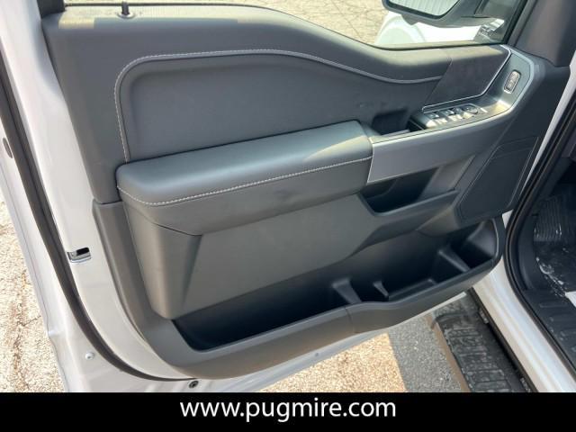 Photo of 2025 Oxford White Ford F-150