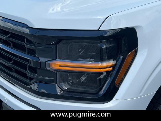 Photo of 2025 Oxford White Ford F-150