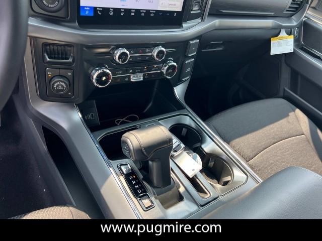 Photo of 2025 Oxford White Ford F-150