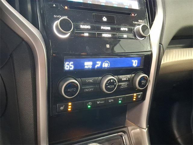 Photo of 2022 Crystal White Pearl Subaru Ascent