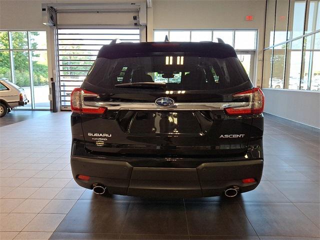 Photo of 2024 Crystal Black Silica Subaru Ascent
