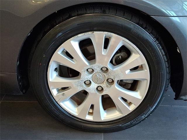Photo of 2009 Magnetic Gray Metallic Toyota Avalon
