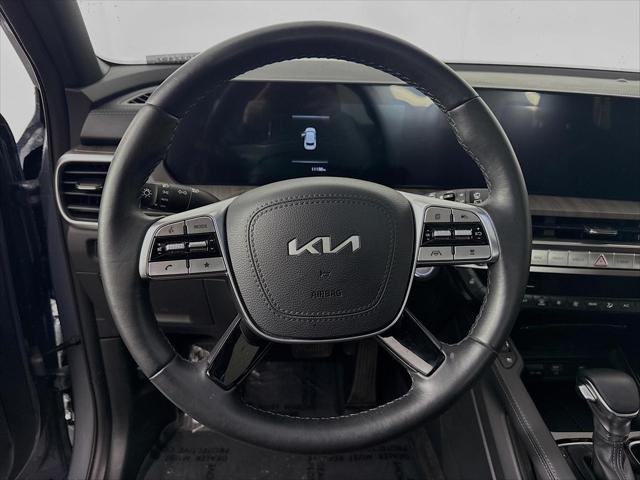 Photo of 2024 Everlasting Silver Kia Telluride