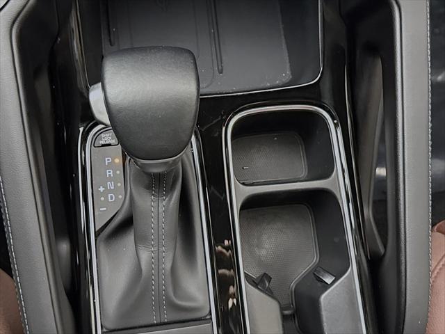 Photo of 2024 Everlasting Silver Kia Telluride