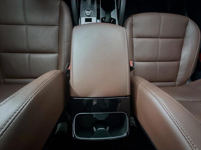 Photo of 2024 Everlasting Silver Kia Telluride