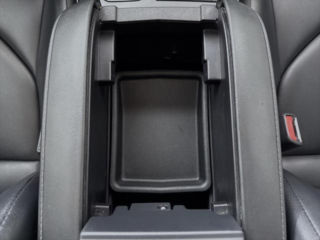 Photo of 2022 Magnetic Gray Metallic Toyota Highlander