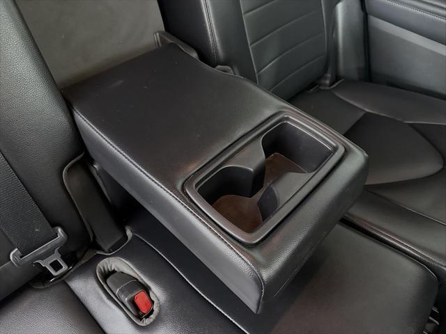 Photo of 2022 Magnetic Gray Metallic Toyota Highlander