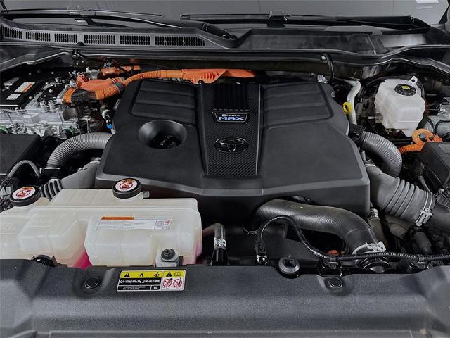Photo of 2023 Magnetic Gray Metallic Toyota Tundra Hybrid