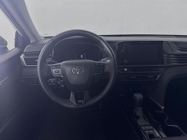 Photo of 2025 Ice Cap Toyota Camry