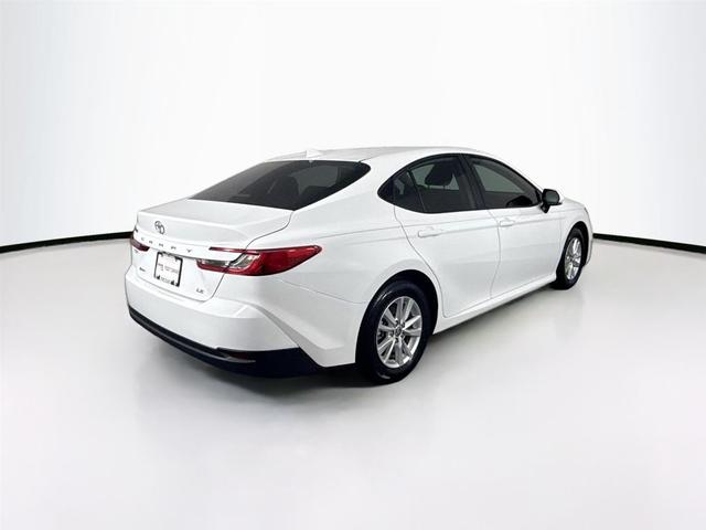 Photo of 2025 Ice Cap Toyota Camry