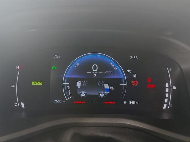 Photo of 2025 Ice Cap Toyota Camry