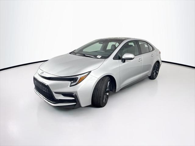 Photo of 2024 SILVER Toyota Corolla