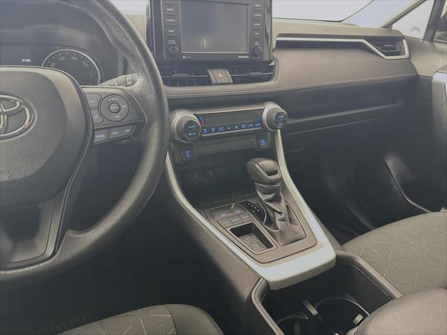 Photo of 2022 White Toyota RAV4