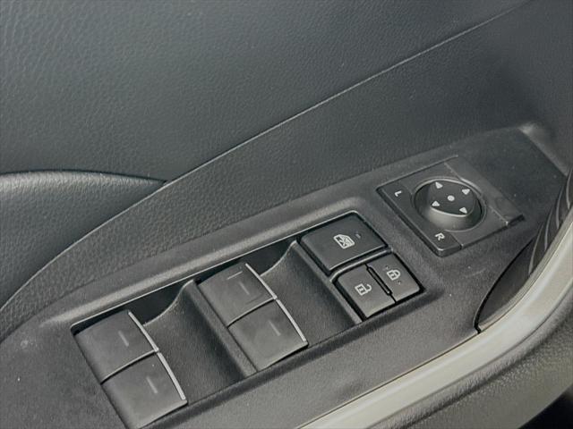 Photo of 2022 White Toyota RAV4