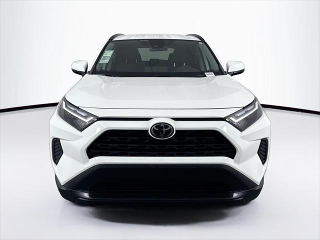 Photo of 2022 White Toyota RAV4