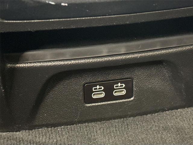 Photo of 2022 Black Sapphire Metallic BMW X3