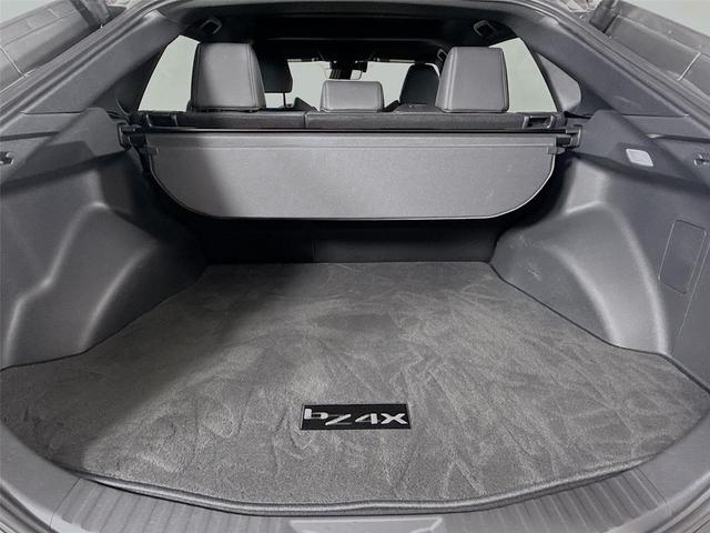 Photo of 2024 Heavy Metal w/Black Roof Toyota bZ4X