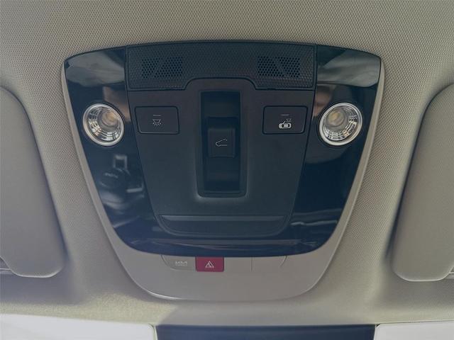 Photo of 2025 Fusion Black Kia Sportage Hybrid