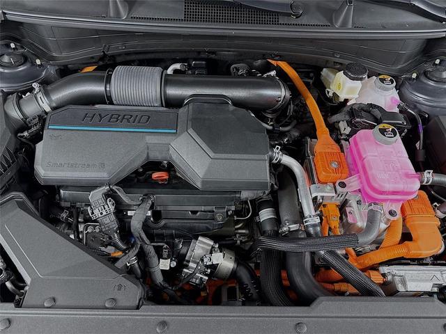 Photo of 2025 Fusion Black Kia Sportage Hybrid