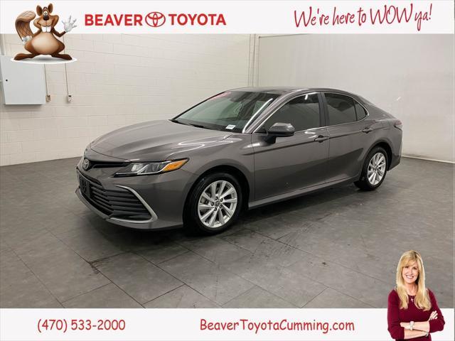 Photo of 2021 Predawn Gray Mica Toyota Camry