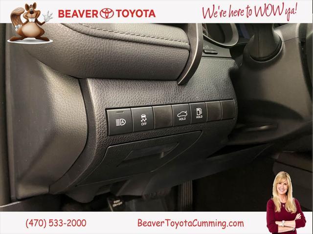 Photo of 2021 Predawn Gray Mica Toyota Camry