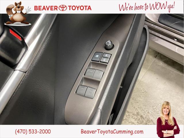 Photo of 2021 Predawn Gray Mica Toyota Camry