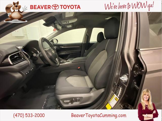Photo of 2021 Predawn Gray Mica Toyota Camry