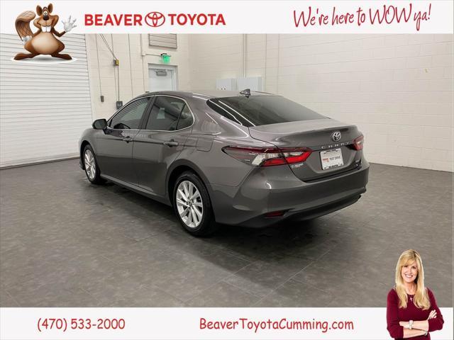 Photo of 2021 Predawn Gray Mica Toyota Camry