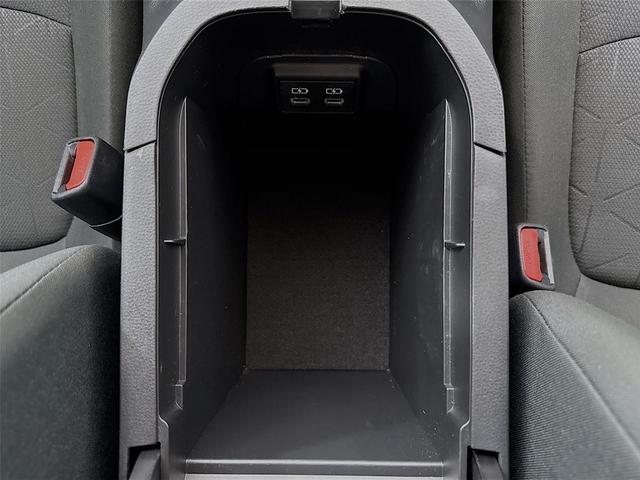 Photo of 2022 Ruby Flare Pearl Toyota RAV4