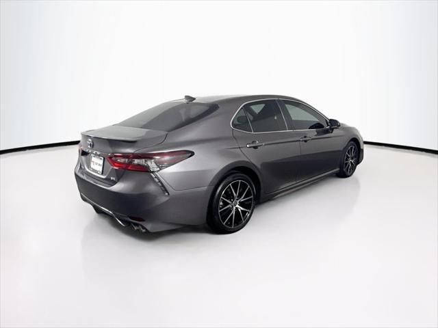 Photo of 2023 Predawn Gray Mica Toyota Camry
