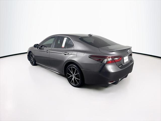 Photo of 2023 Predawn Gray Mica Toyota Camry