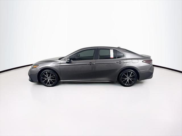 Photo of 2023 Predawn Gray Mica Toyota Camry