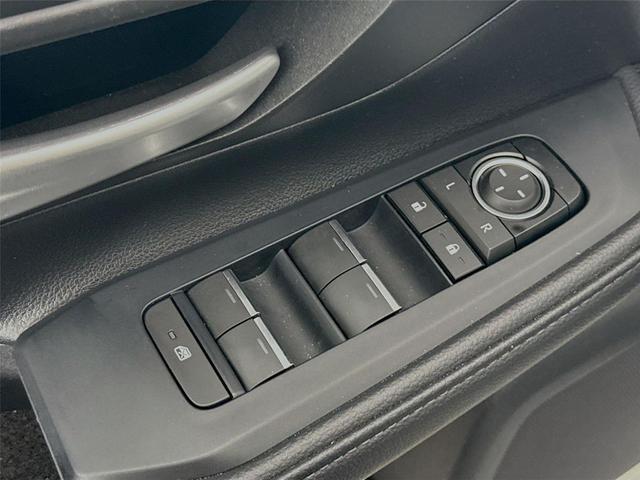 Photo of 2024 Celestial Silver Metallic Toyota Grand Highlander
