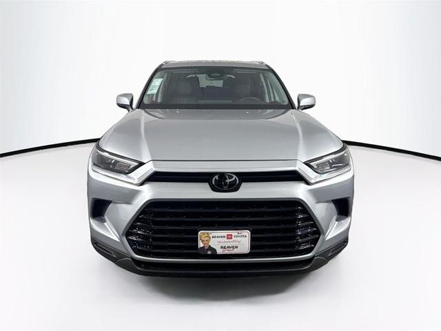 Photo of 2024 Celestial Silver Metallic Toyota Grand Highlander