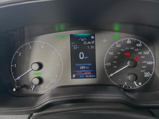 Photo of 2023 Classic Silver Metallic Toyota Corolla Hybrid