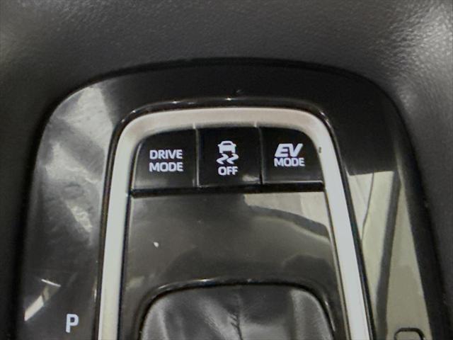 Photo of 2023 Classic Silver Metallic Toyota Corolla Hybrid