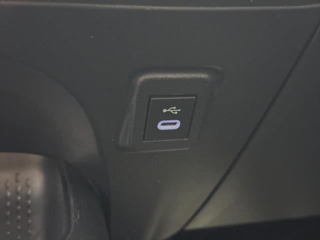 Photo of 2023 Classic Silver Metallic Toyota Corolla Hybrid
