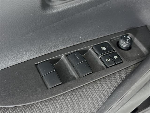 Photo of 2023 Classic Silver Metallic Toyota Corolla Hybrid